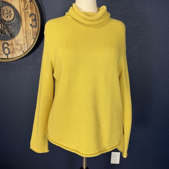 BKg & Company Yellow Turtleneck Sweater, One Size - Picture 1 of 7